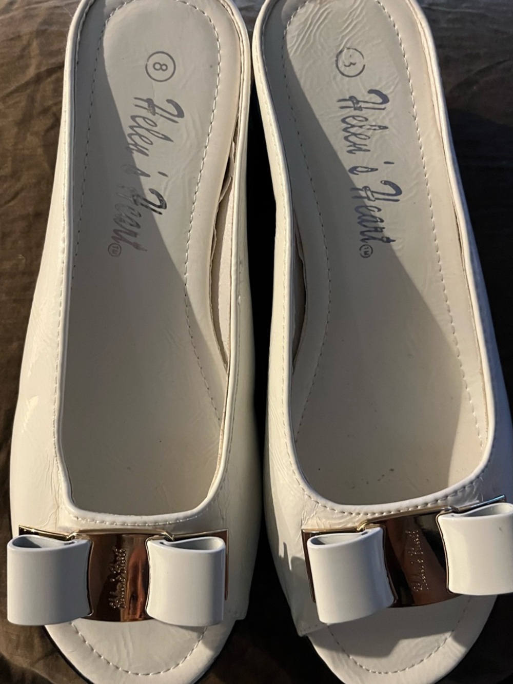 Fella's Heart Women's White Peep-Toe Flats with Bow and Gold Accent